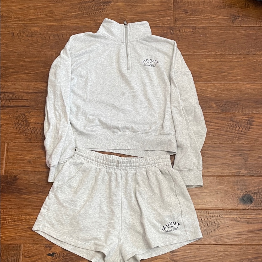 Old Navy Light Gray Quarter-Zip Set